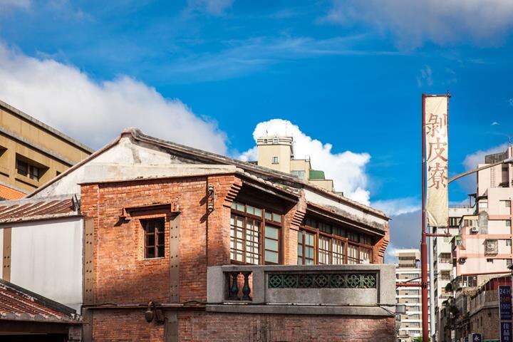 TAIPEI WINTER 2016 Vol.06 The Culture of the Old City – Bangka