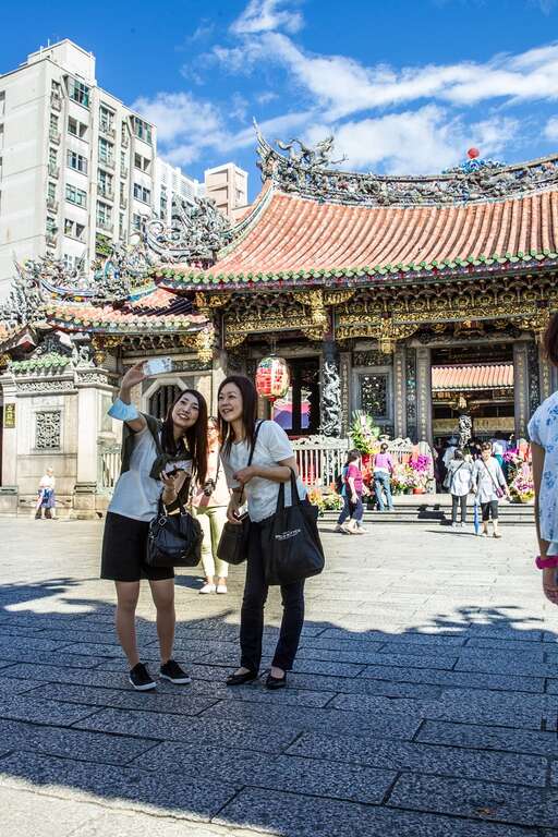 TAIPEI WINTER 2016 Vol.06 The Culture of the Old City – Bangka