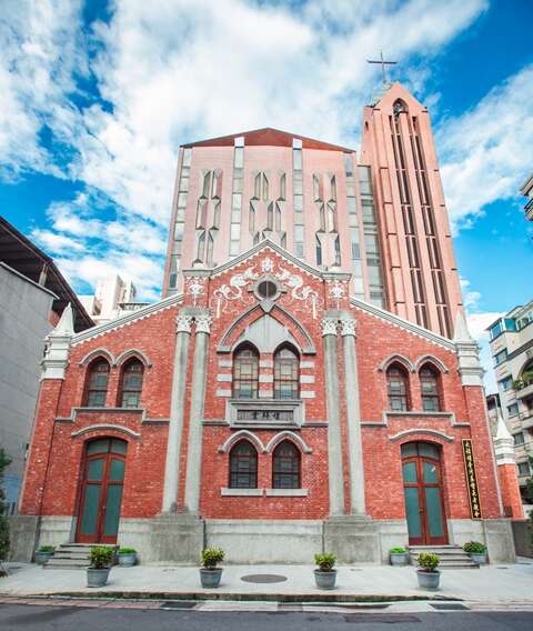 TAIPEI 夏季号 2016 Vol.06 迪化街でグルメ堪能