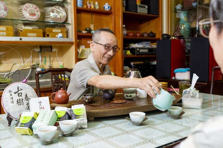 TAIPEI WINTER 2016 Vol.06 Visits With Master Craftspersons Down Quiet Lanes: Using Stories to Awaken a City’s Memory