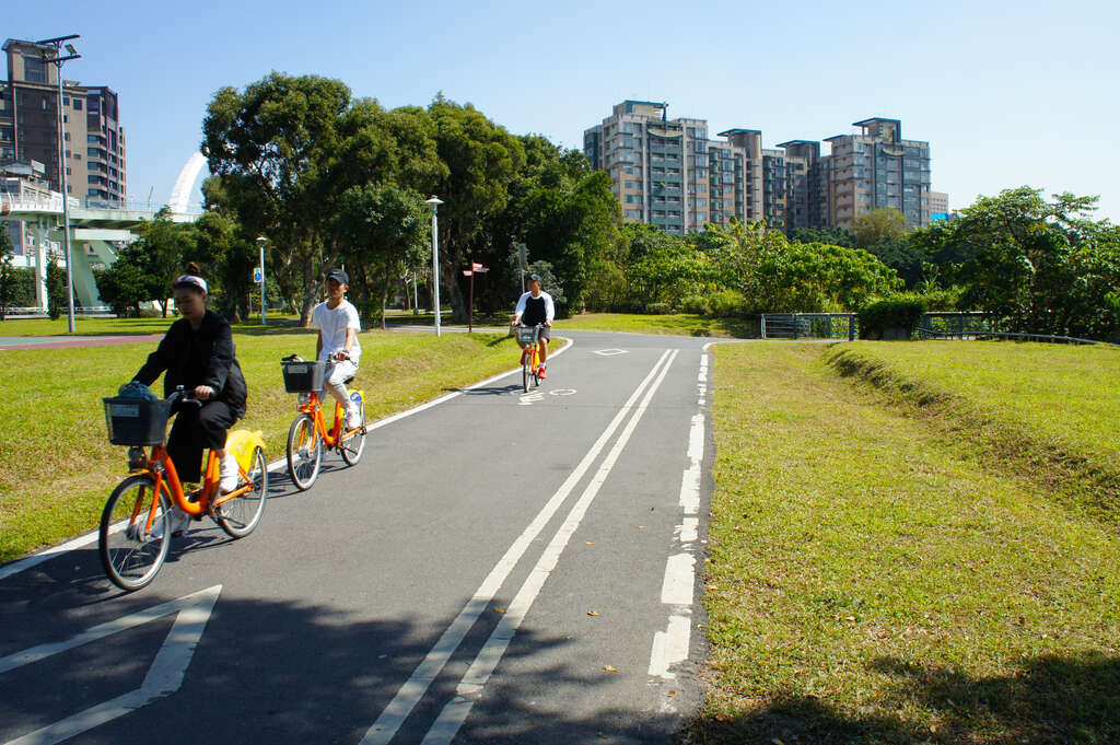 Xindian River and Tamsui River Bikeway