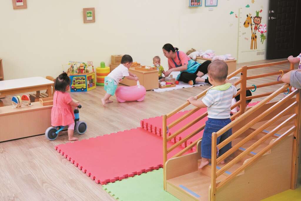 台北市政府用心打造优质的幼托服务网。