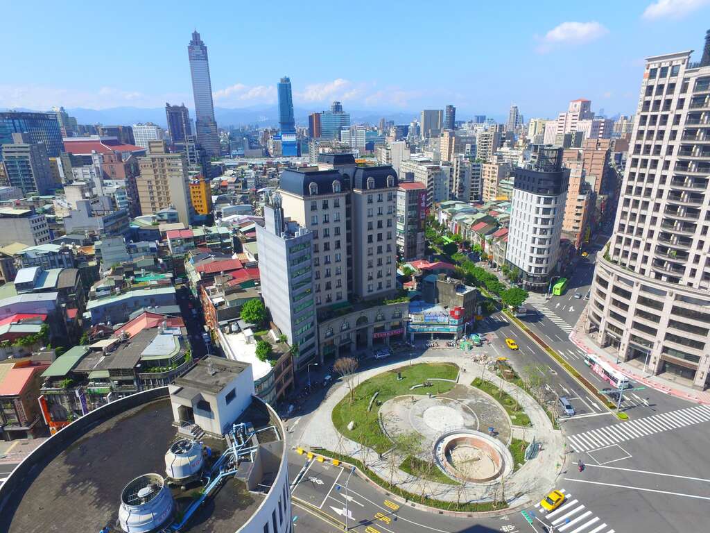 照片1.建成圆环空拍照