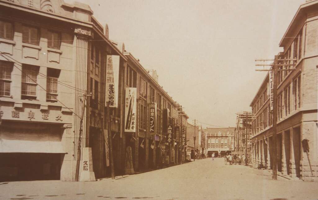 台北画刊106年9月第596期—梳妆打扮　一次买齐　城中市场　台北城内的精品服饰商圈