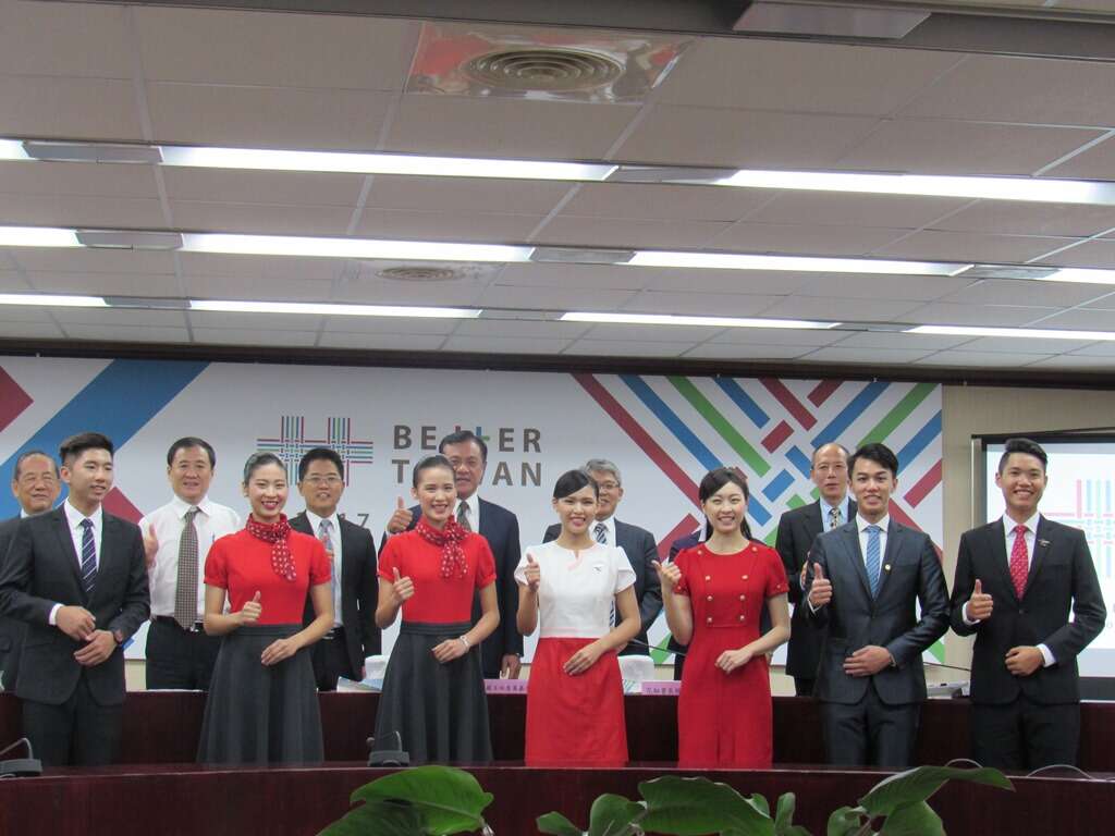 陳副市長與所有貴賓比讚，希望一起更好