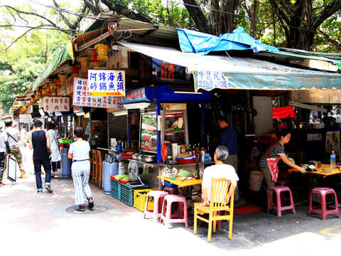 Cisheng Temple Food Street