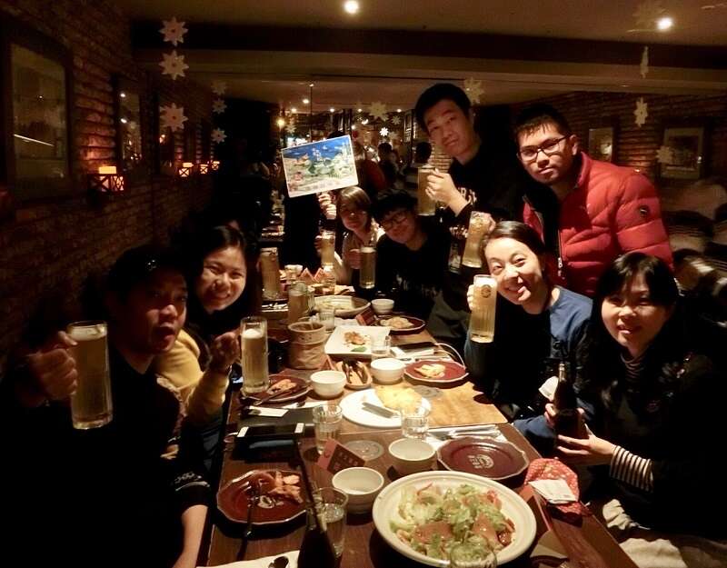 體驗持北北基好玩卡及外國護照至金色三麥，消費不限金額即可兌換350cc現釀啤酒乙杯。