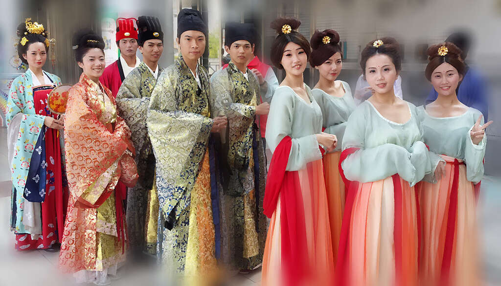 2018 Oriental Costume Parade．Celebrating Chinese New Year in Bangka.