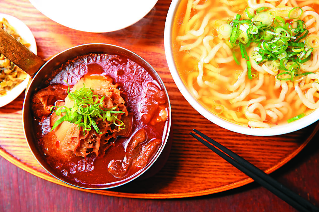 牛店精燉牛肉麵